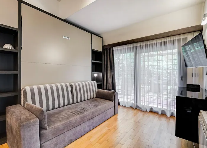 Appartement Monolocale Con Posto Auto E Grande Giardino