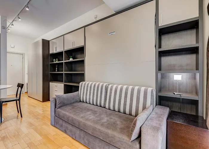 Appartement Monolocale Con Posto Auto E Grande Giardino Rome